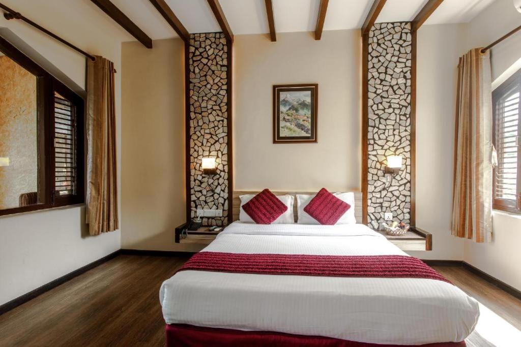 The Lakeside Retreat By Ime Hospitality Pvt Ltd Pokhara Esterno foto